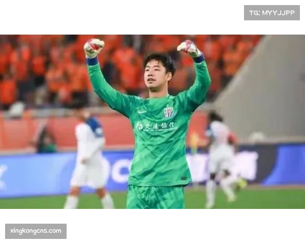 申花门将鲍亚雄本赛季表现稳健 亚冠赛场多次作出关键扑救